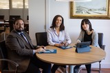 <div class=lightGallery-captions><p>Foto de Carmen Barber, Directora Gerente de Unión de Mutuas junto a los dos directores adjuntos, Pilar Jiménez y Pedro Agut.</p><p></p><h4>Material cedido por 267 - UNION DE MUTUAS</h4><span>2023</span></div>